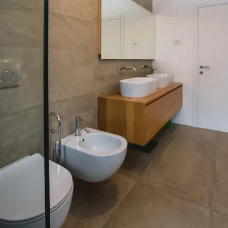 Three-bedroom In Διαμέρισμα Κόπερ