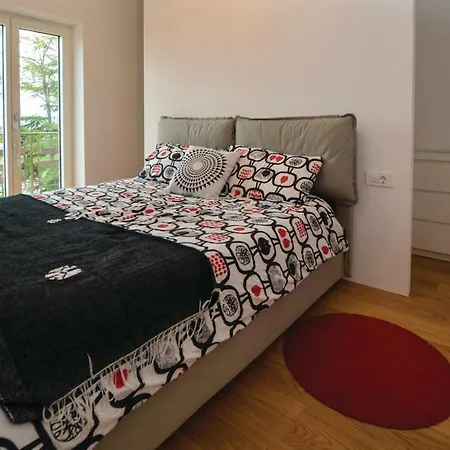 Three-bedroom In Κόπερ