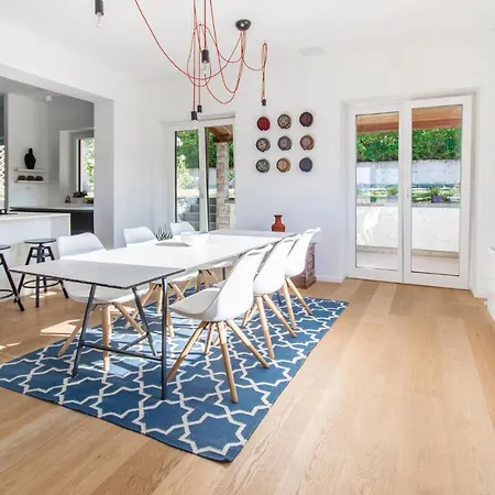 Three-bedroom In Apartment *